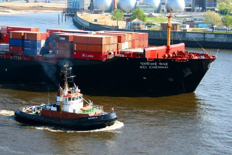 Boat vs Ship | 8 Big Difference Between Boat And A Ship