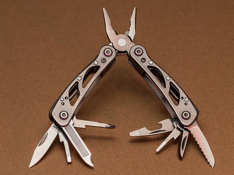 A multi tool for everyday boat needs